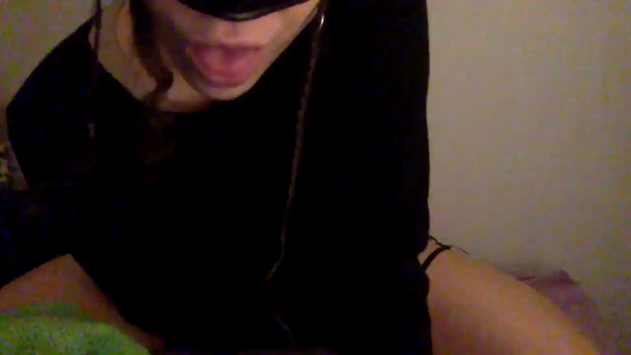 Bacieabbracci - Cam4 Free Video - 2025 01-13 11:42:39