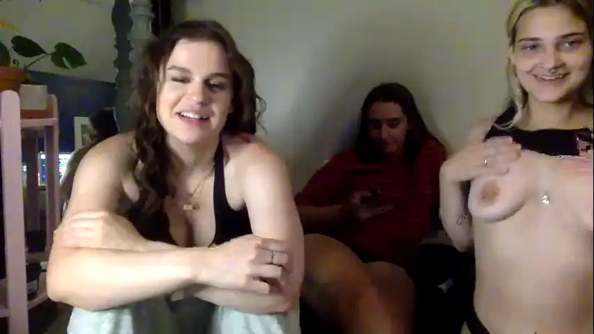 Basicbrunette - Chaturbate Live Video Recording - 2025 04-04 20:53:40