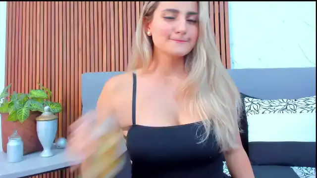 Bella-Jonnes - Flirt4Free Private Video - 2025 01-17 14:03:31
