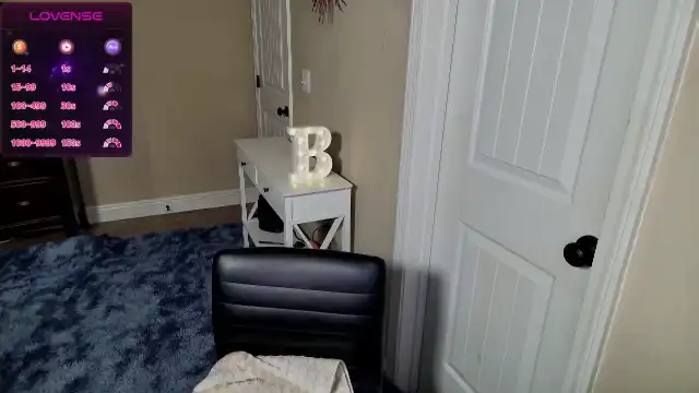 Brookebee - Myfreecams Live Video Recording - 2025 03-09 02:05:00