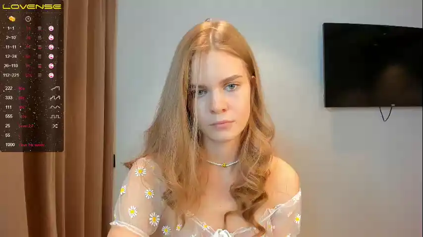 Carolynsveronica - Chaturbate Hot Show Video - 2025 04-11 07:43:55