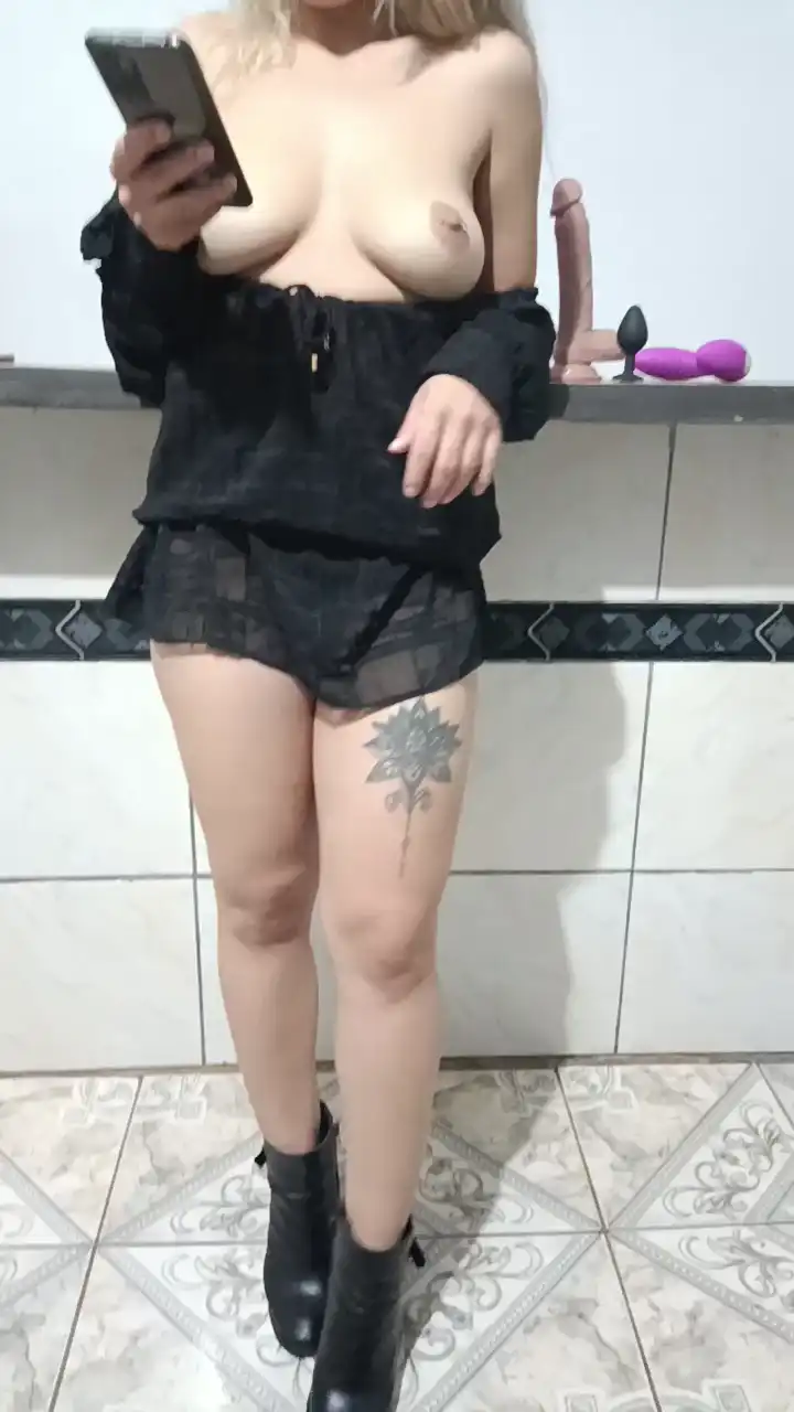 Casal_Amador22 - Cam4 Hot Show Video - 2025 02-03 17:06:32