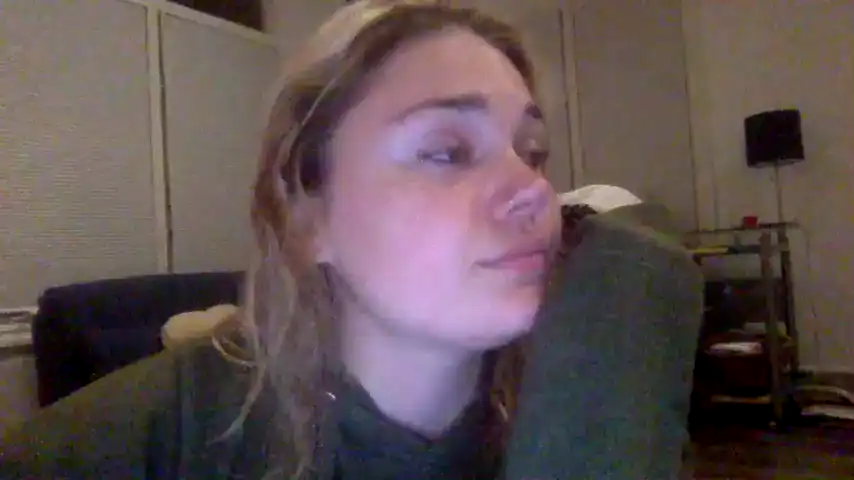 Cassidyyqueen - Chaturbate Private Video - 2025 01-21 02:26:21
