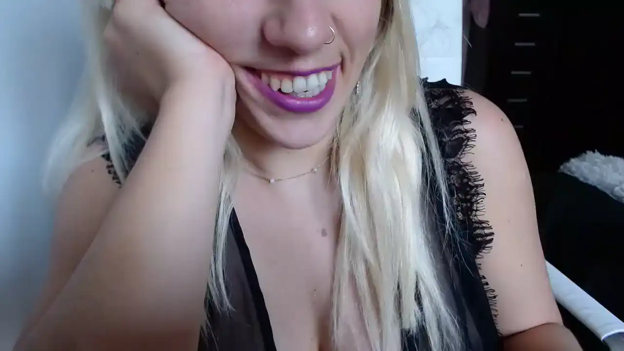 Chika100 - Amateur.tv Live Video Recording - 2025 03-05 06:42:05