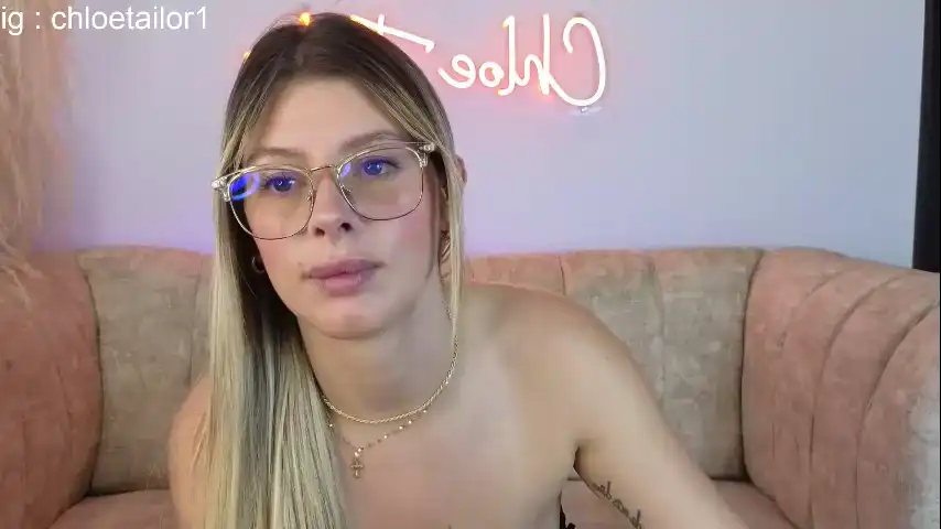 Chloe_Tailor_ - Chaturbate Free Video - 2025 01-13 14:14:49