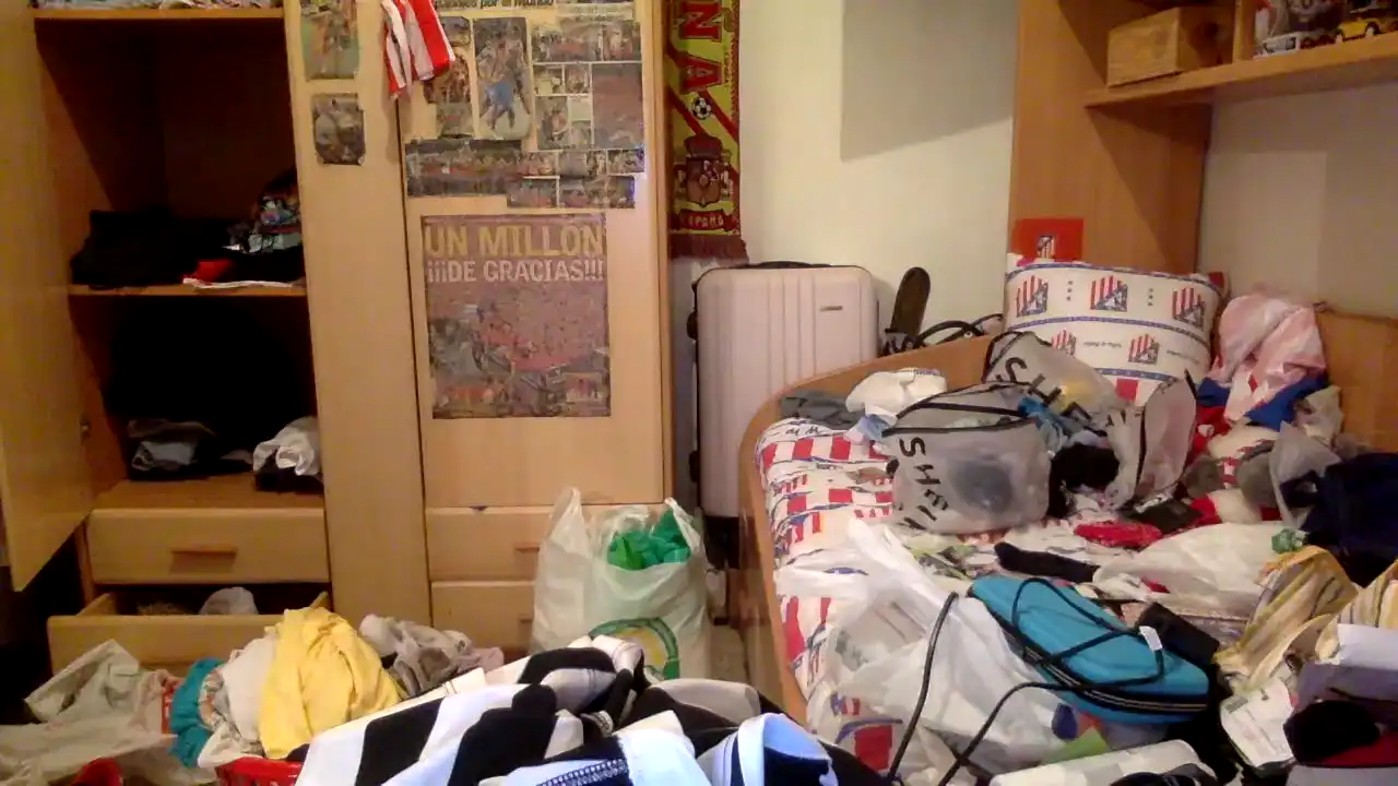 Chloee - Amateur.tv Live Video Recording - 2025 04-02 07:32:16