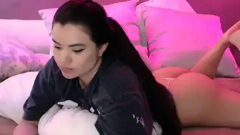 Colombian-Mariana - Flirt4Free Live Video Recording - 2025 05-10 11:47:24