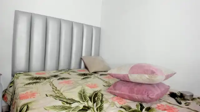 Crazyabby77 - Myfreecams Record Video - 2025 01-05 19:30:25