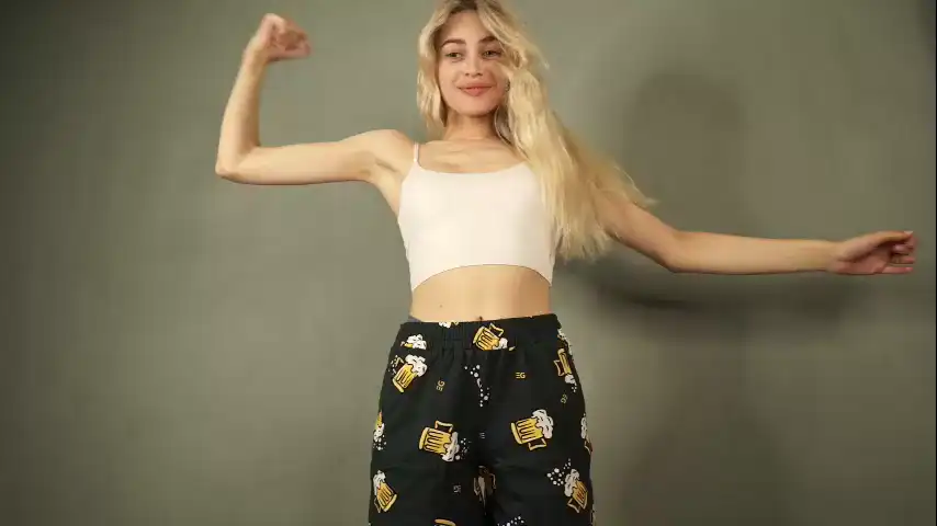 Cuteelsa_ - Chaturbate Live Video Recording - 2025 03-08 15:14:41