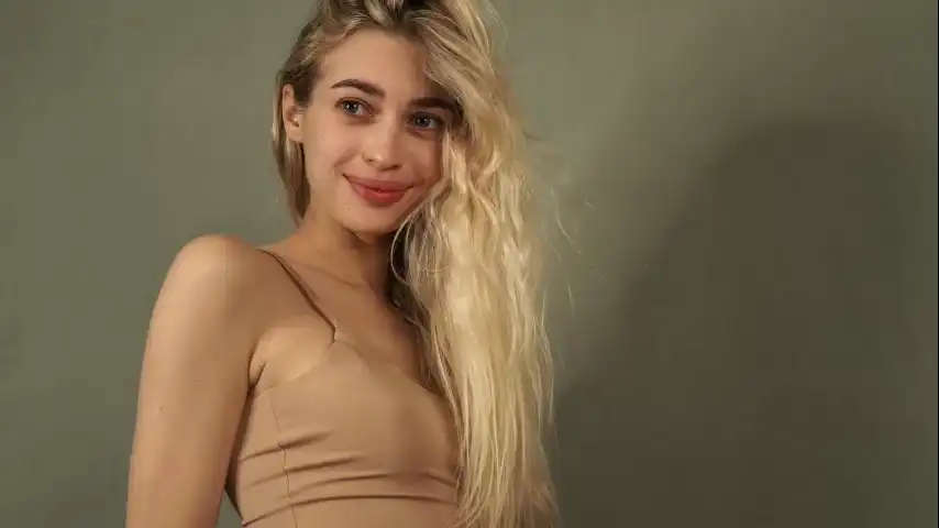 Cuteelsa_ - Chaturbate Private Video - 2025 01-17 15:38:01