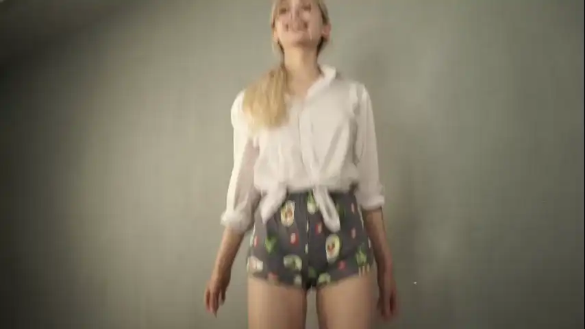 Cuteelsa_ - Chaturbate Record Video - 2025 03-07 17:31:46
